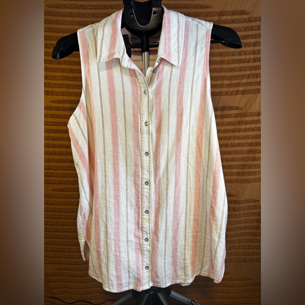 Splendid Striped Sleeveless Linen Blend Button Down Shirt - Small